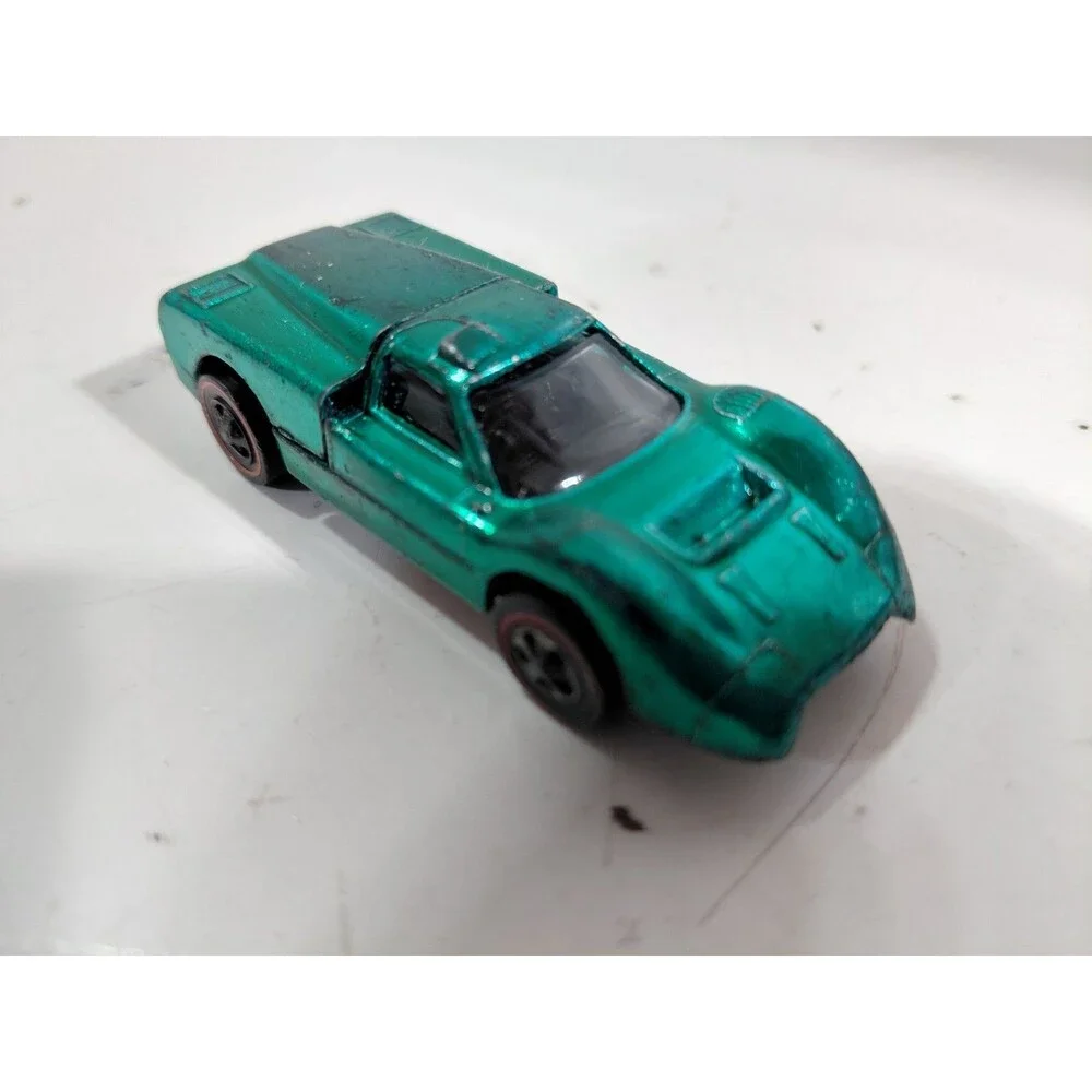 Hot Wheels 1:64 Die Cast Red Line 1967 USA Ford J Car Le Mans Race Car B